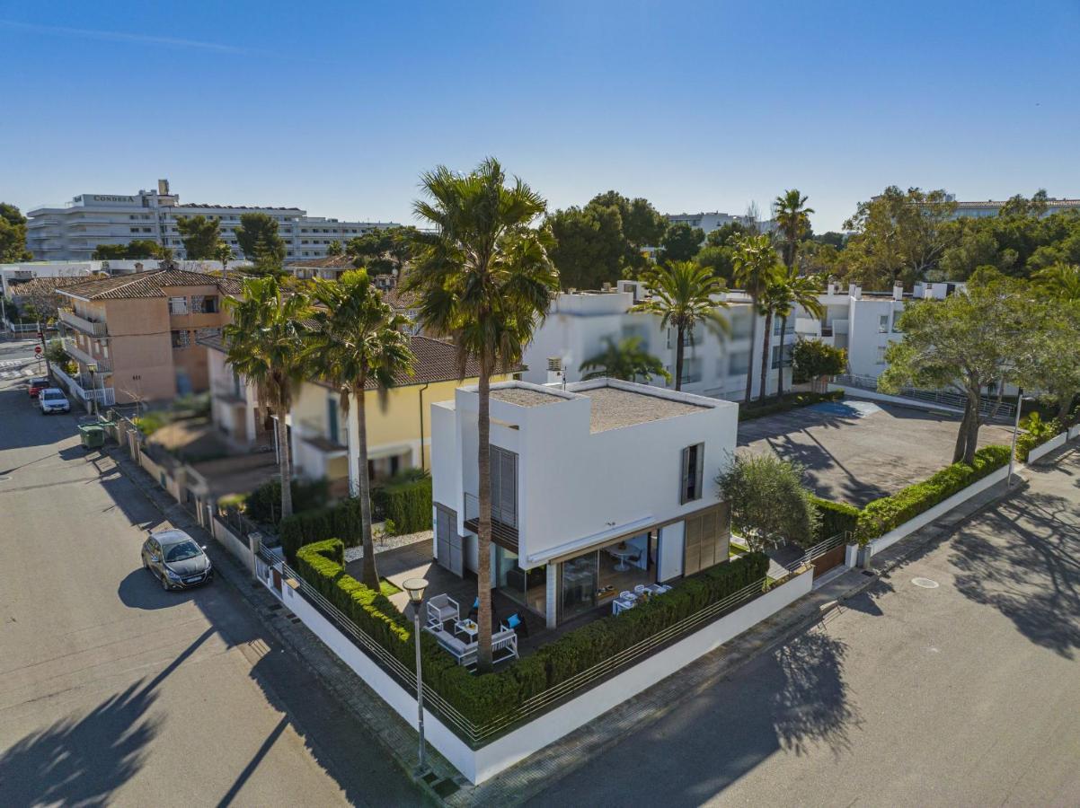 Salines House Villa *