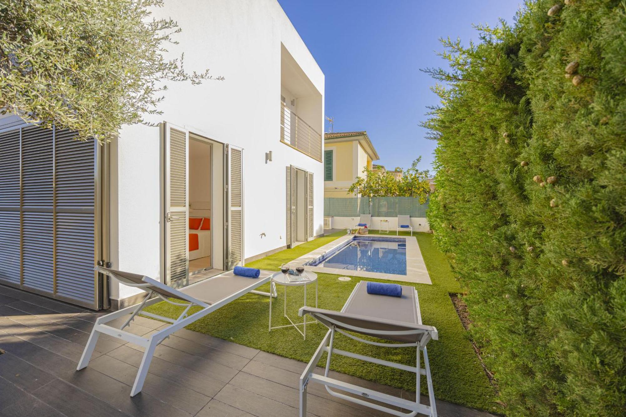 Salines House Villa *