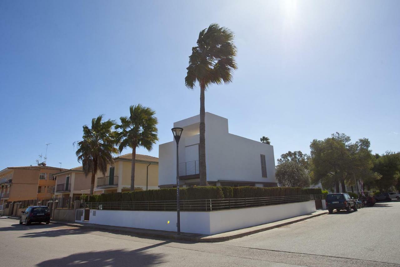 Salines House Villa *